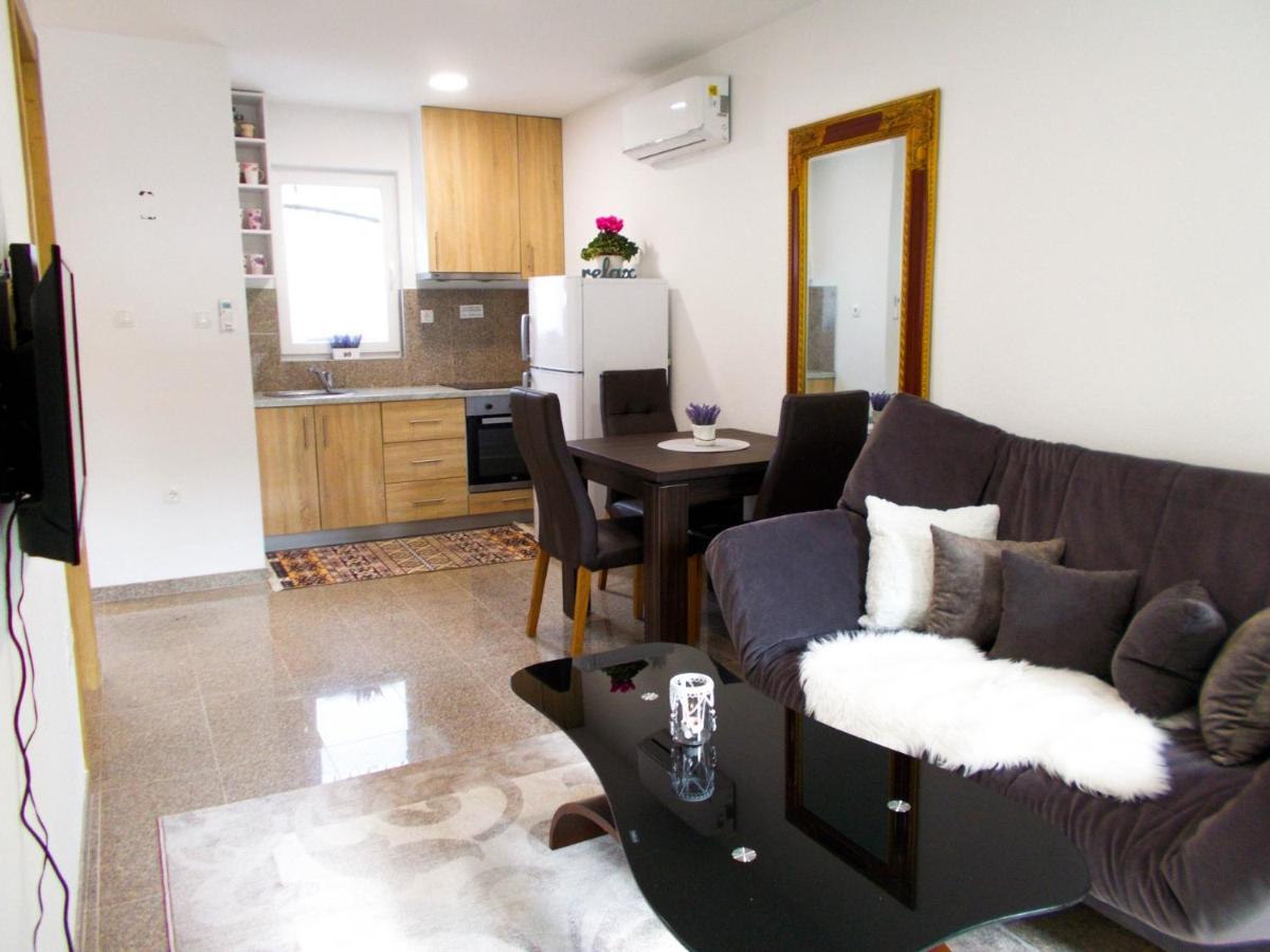 Kovac Riverfront Apartments Mostar Eksteriør billede