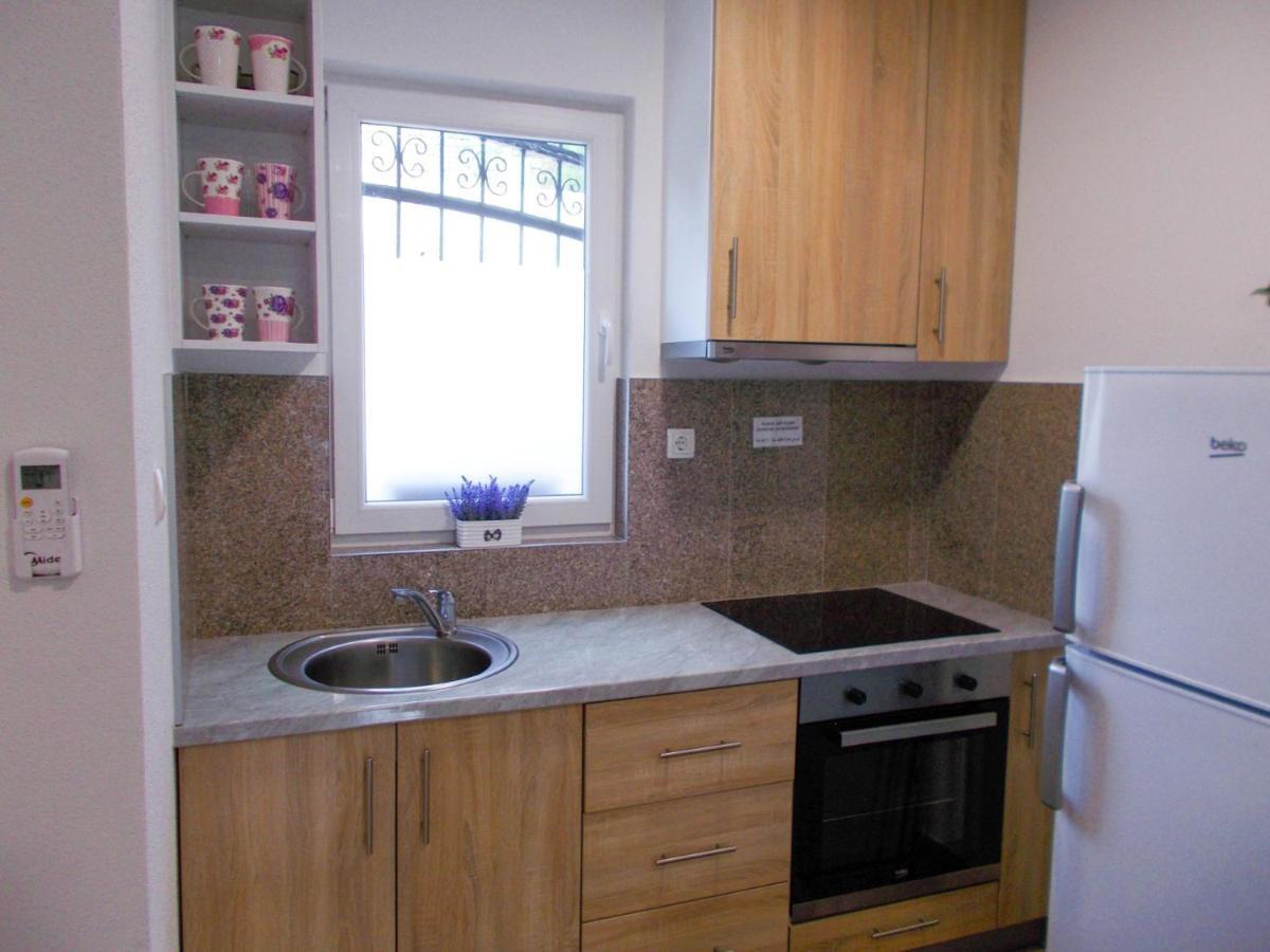 Kovac Riverfront Apartments Mostar Eksteriør billede