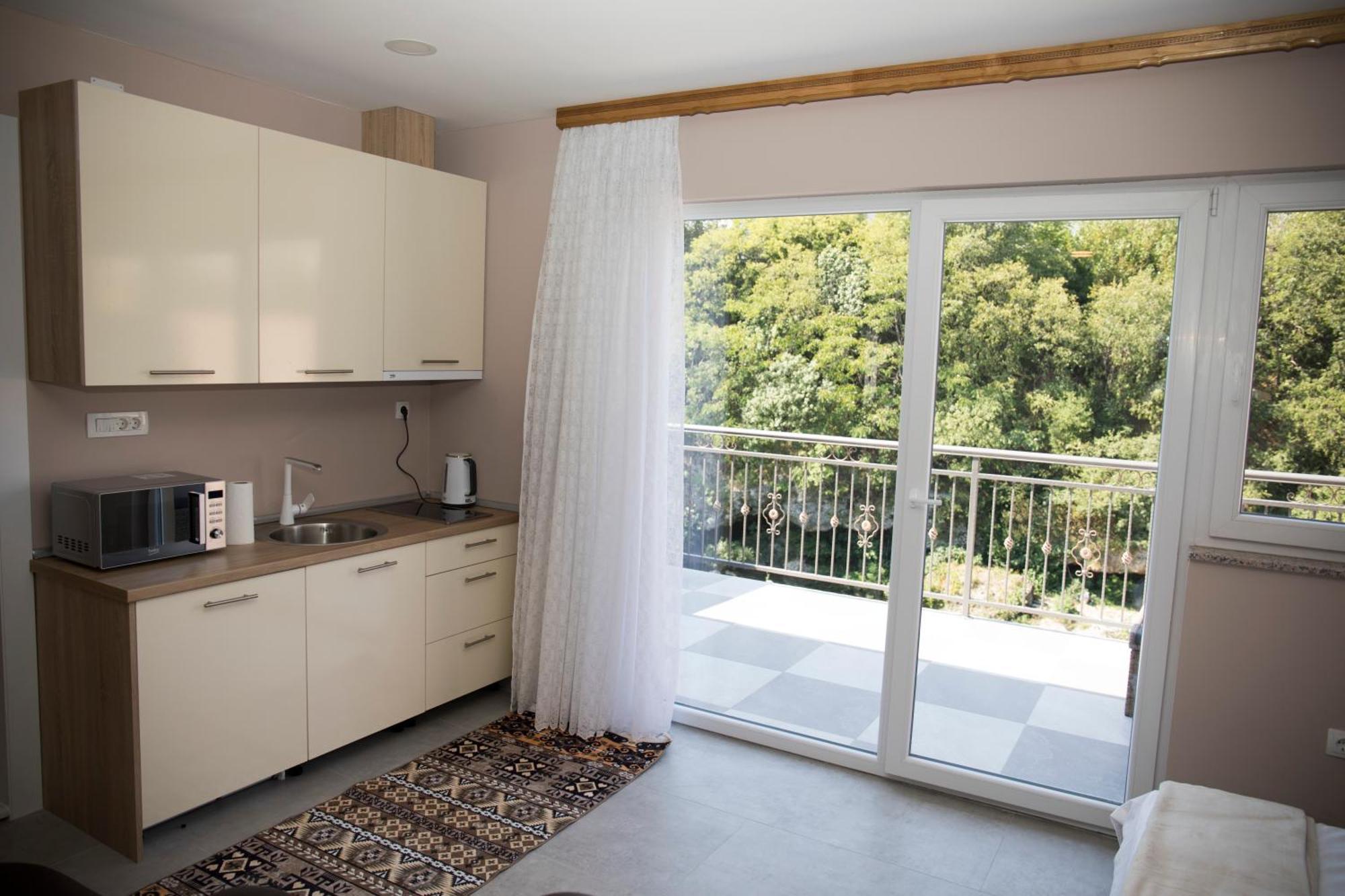 Kovac Riverfront Apartments Mostar Eksteriør billede